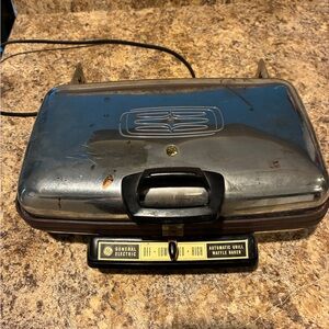 Vintage General Electric Waffle Maker